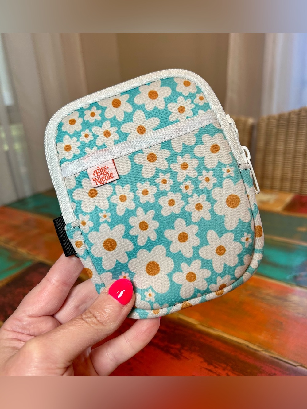 Elle Nicole Water Bottle Backpack Set Boho Floral & Blue Daisy Pouches - Picture 2 of 11